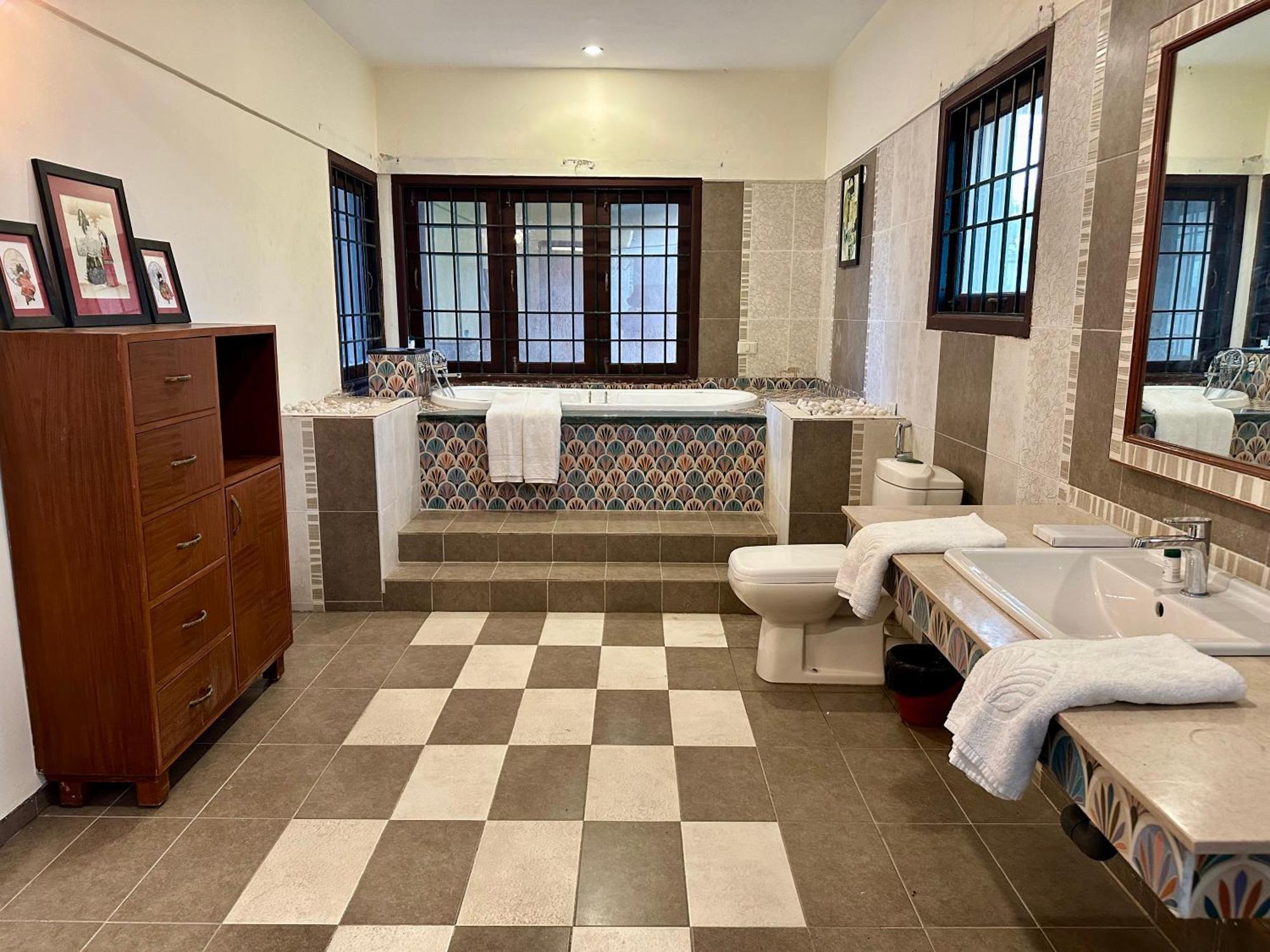 Costa Verde Luxury Seafront Villa Chennai Eksteriør billede